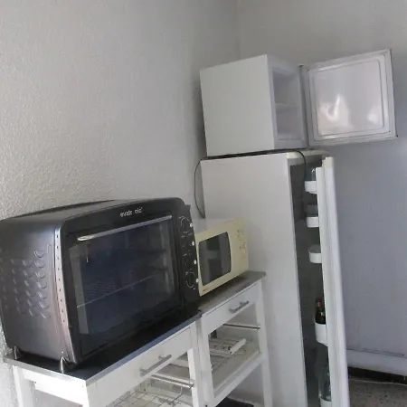 Apartment 3 *